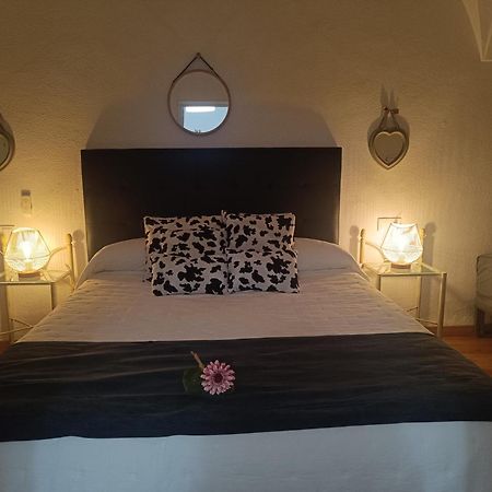 Flor De Lis 1 Apartment กาเซเรส ภายนอก รูปภาพ