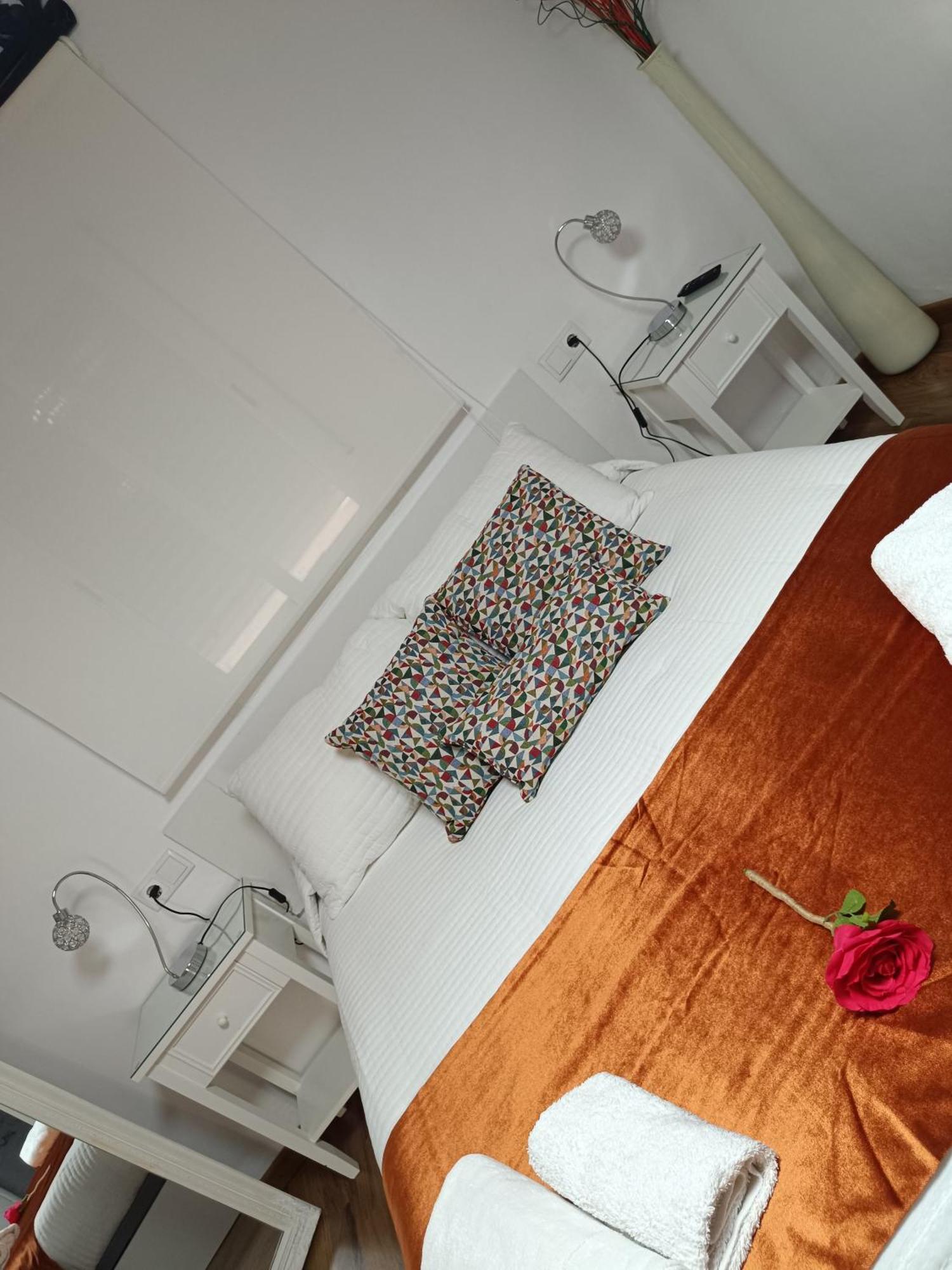 Flor De Lis 1 Apartment กาเซเรส ภายนอก รูปภาพ